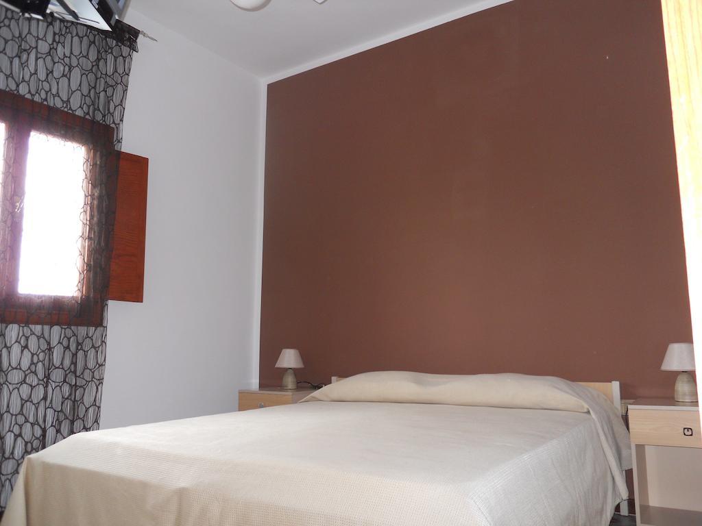 Hotel Coppa Di Cielo Peschici Zimmer foto